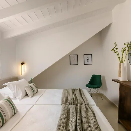 Апартаменты Cobi Maisonette