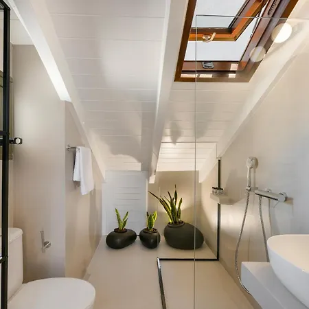 Апартаменты Cobi Maisonette